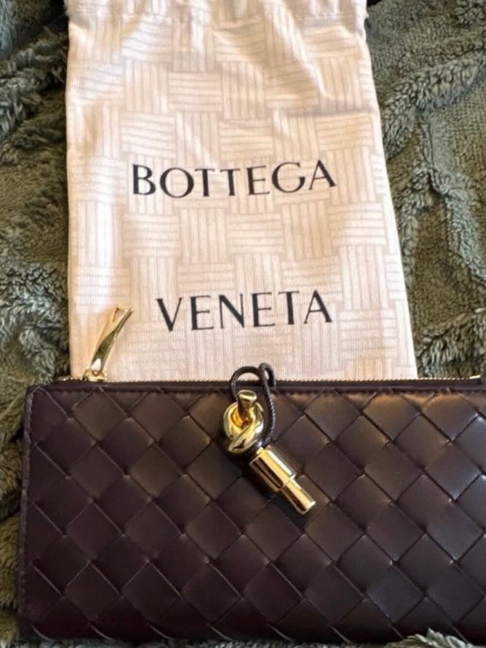 Bottega Veneta Andiamo Long Wallet in Dark Brown (Preloved)